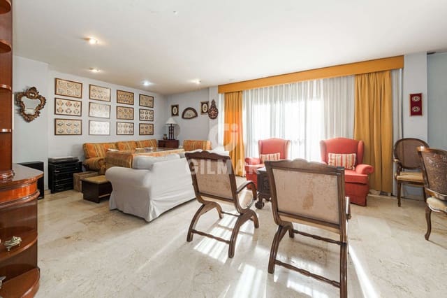 4 sovrum Lägenhet till salu i Museo, Sevilla stad - 785 000 € (Ref: 9646420)