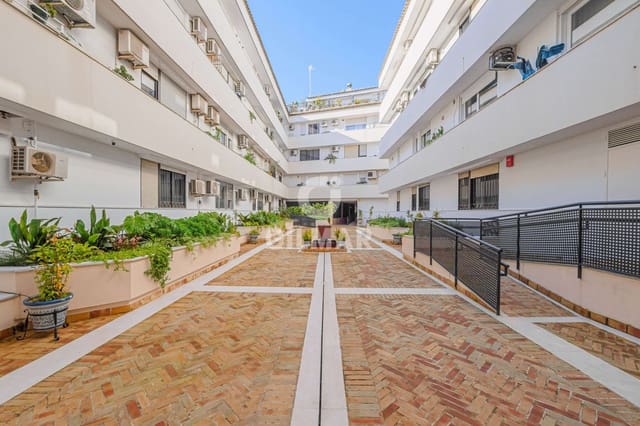 4 sovrum Lägenhet till salu i Museo, Sevilla stad - 785 000 € (Ref: 9646420)