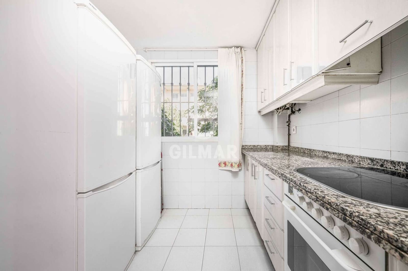 Adosado de 4 habitaciones en Sevilla ciudad en venta con garaje - 399.000 € (Ref: 9646421)