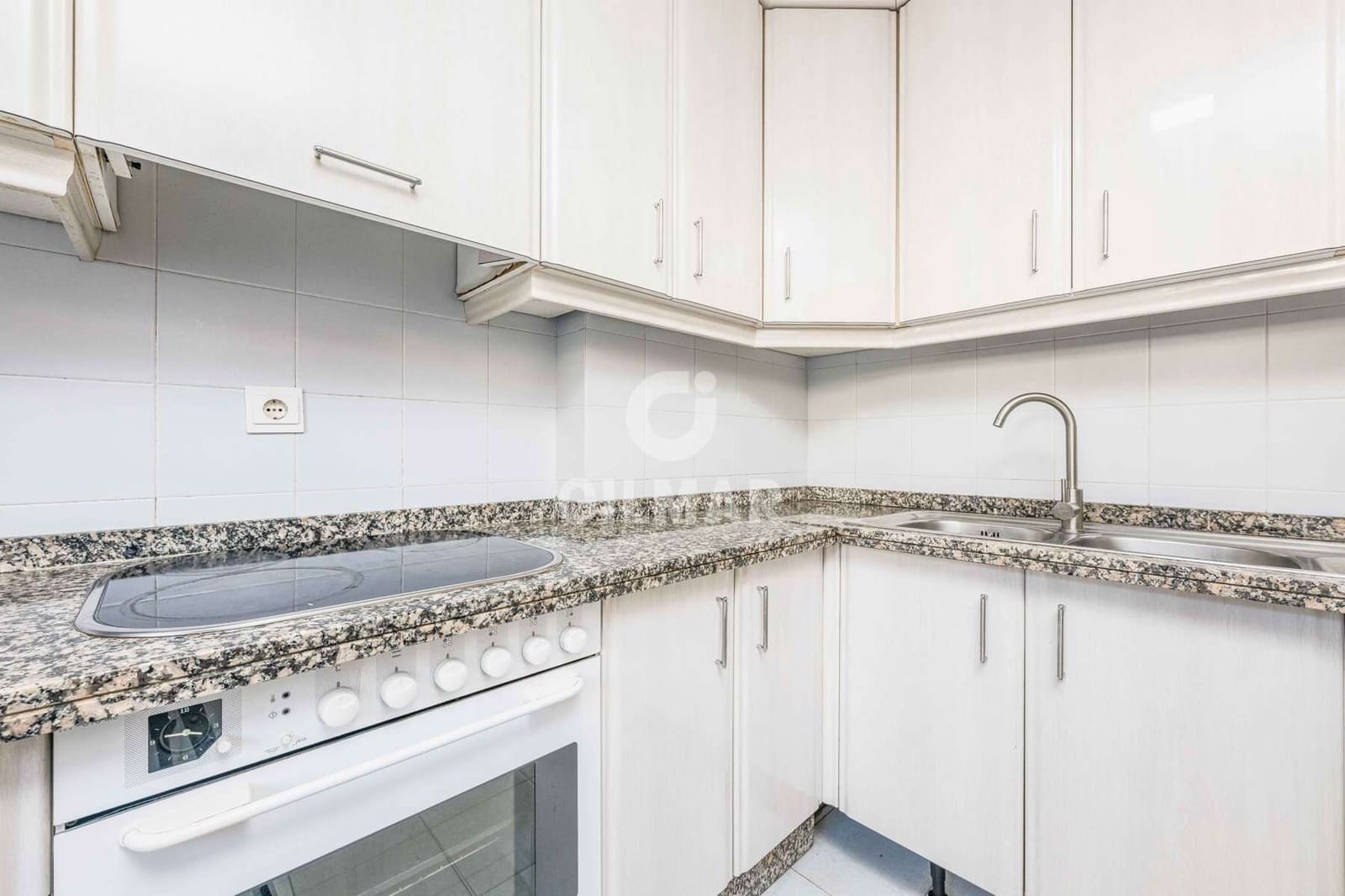 Adosado de 4 habitaciones en Sevilla ciudad en venta con garaje - 399.000 € (Ref: 9646421)