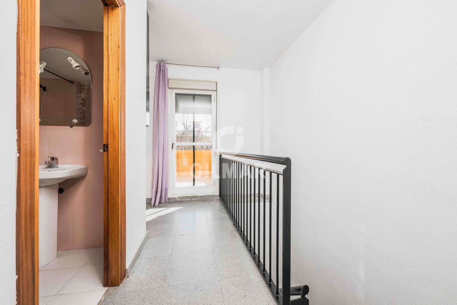 Adosado de 4 habitaciones en Sevilla ciudad en venta con garaje - 399.000 € (Ref: 9646421)