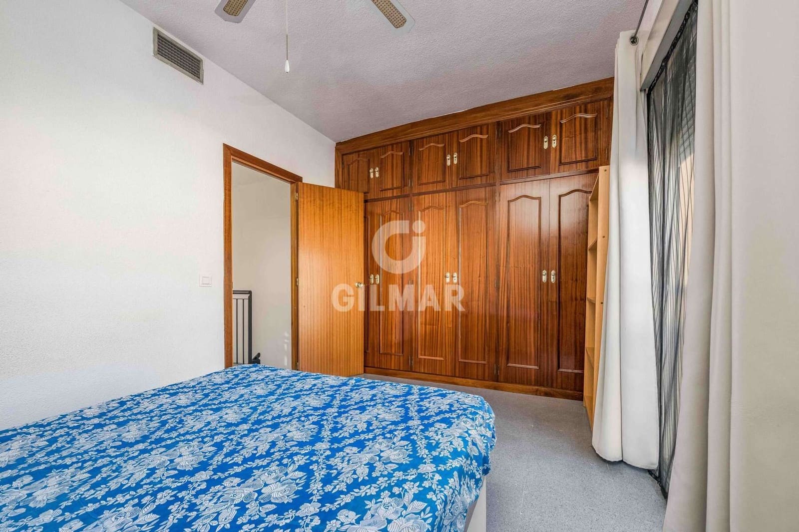 Adosado de 4 habitaciones en Sevilla ciudad en venta con garaje - 399.000 € (Ref: 9646421)