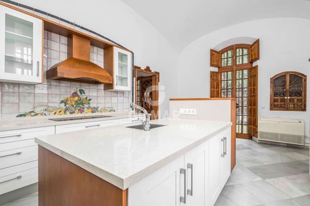 6 sovrum Villa till salu i Castilleja de la Cuesta med pool garage - 1 690 000 € (Ref: 9646422)