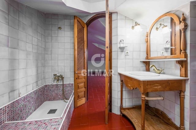 6 sovrum Villa till salu i Castilleja de la Cuesta med pool garage - 1 690 000 € (Ref: 9646422)