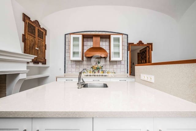 6 sovrum Villa till salu i Castilleja de la Cuesta med pool garage - 1 690 000 € (Ref: 9646422)