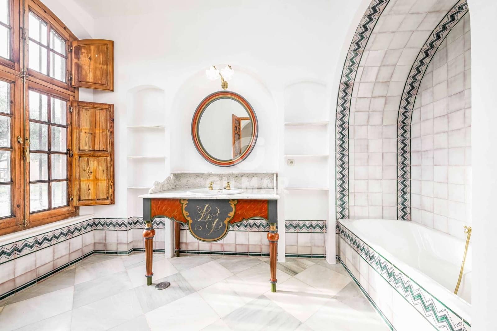 6 sovrum Villa till salu i Castilleja de la Cuesta med pool garage - 1 690 000 € (Ref: 9646422)