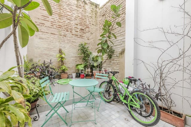 4 slaapkamer Rijtjeshuis te koop in Feria, Sevilla stad met zwembad - € 945.000 (Ref: 9646423)