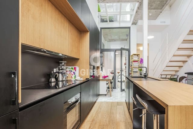 4 slaapkamer Rijtjeshuis te koop in Feria, Sevilla stad met zwembad - € 945.000 (Ref: 9646423)