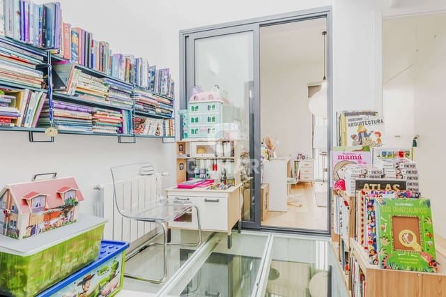 4 camera da letto Villetta a Schiera in vendita in Feria, Siviglia città con piscina - 895.000 € (Rif: 9646423)