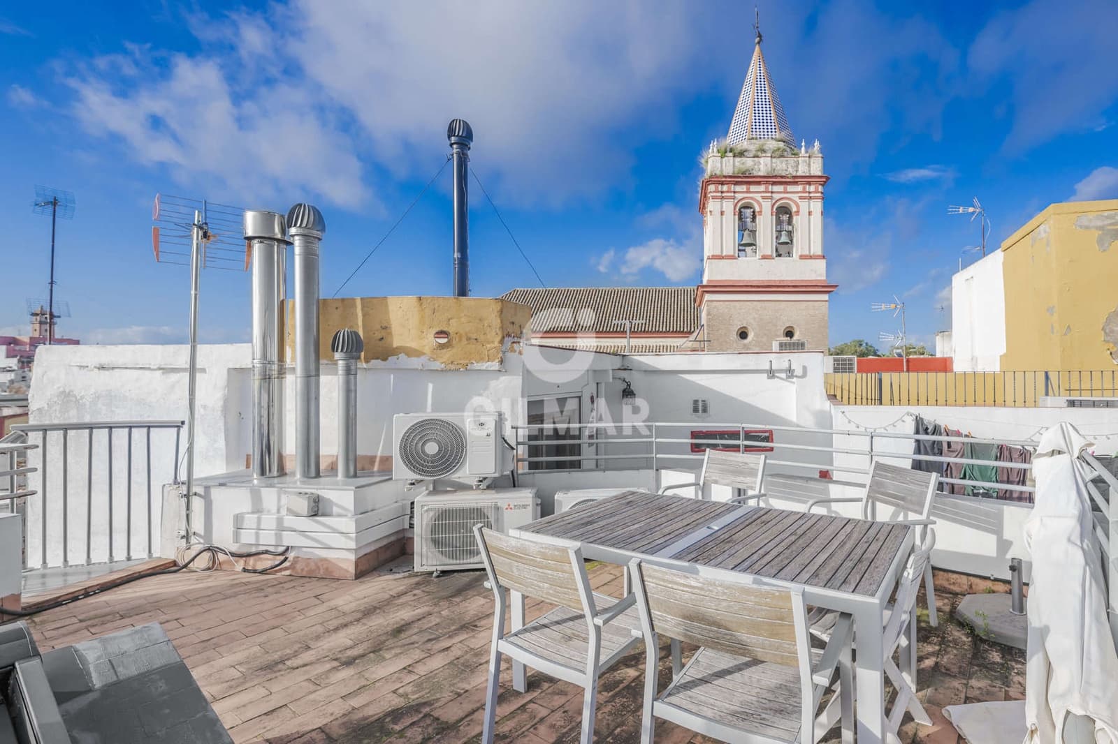 4 bedroom Terraced Villa for sale in Seville city with pool - € 945,000 (Ref: 9646423)