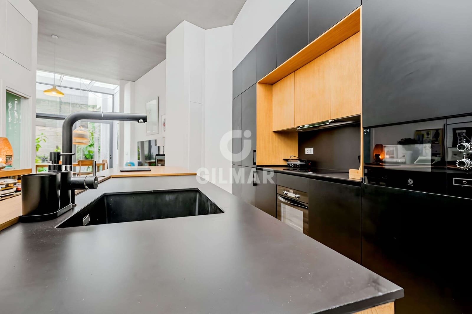 4 bedroom Terraced Villa for sale in Seville city with pool - € 895,000 (Ref: 9646423)