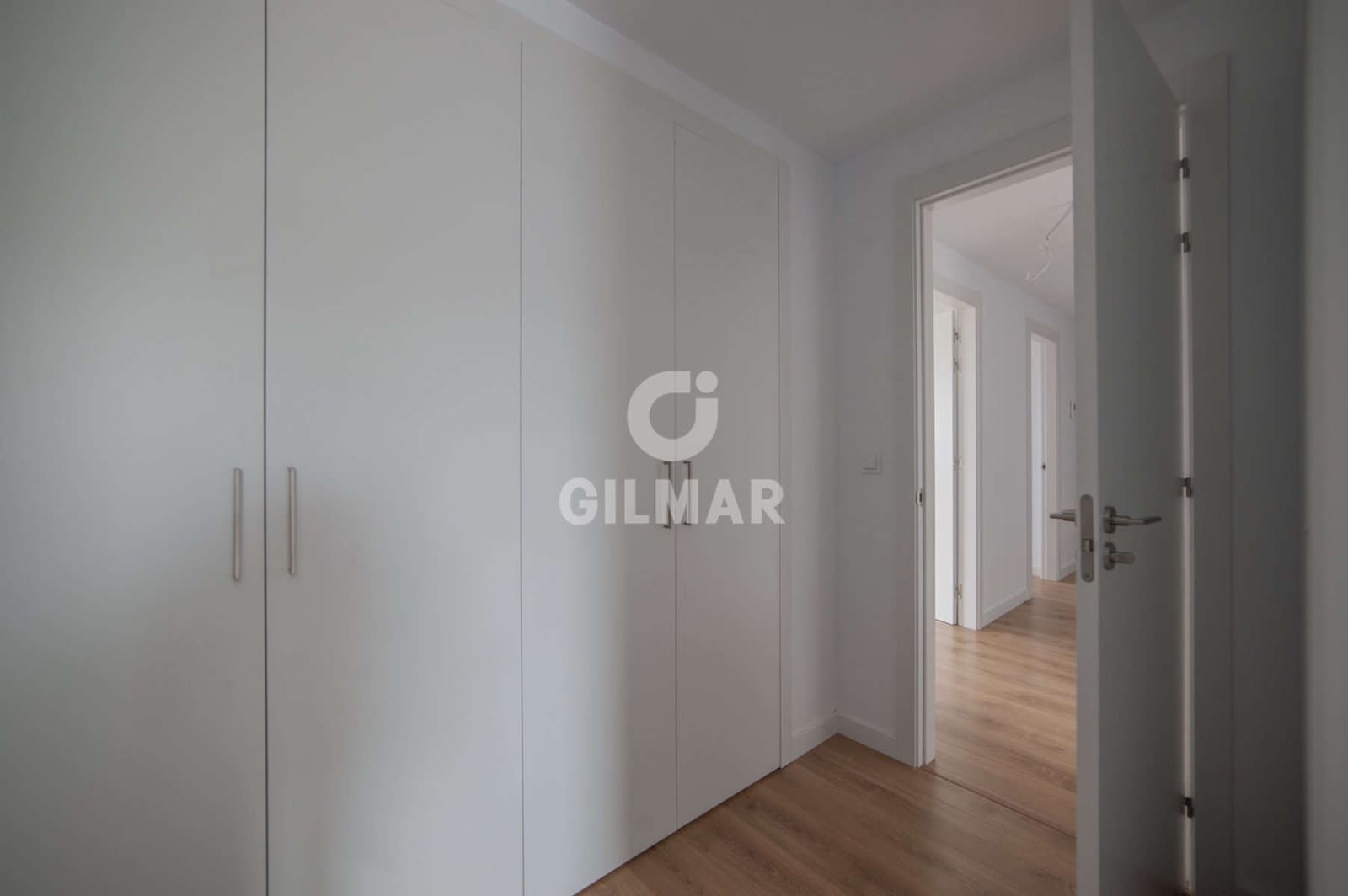 3 sovrum Lägenhet till salu i Tomares med pool garage - 465 000 € (Ref: 9646428)