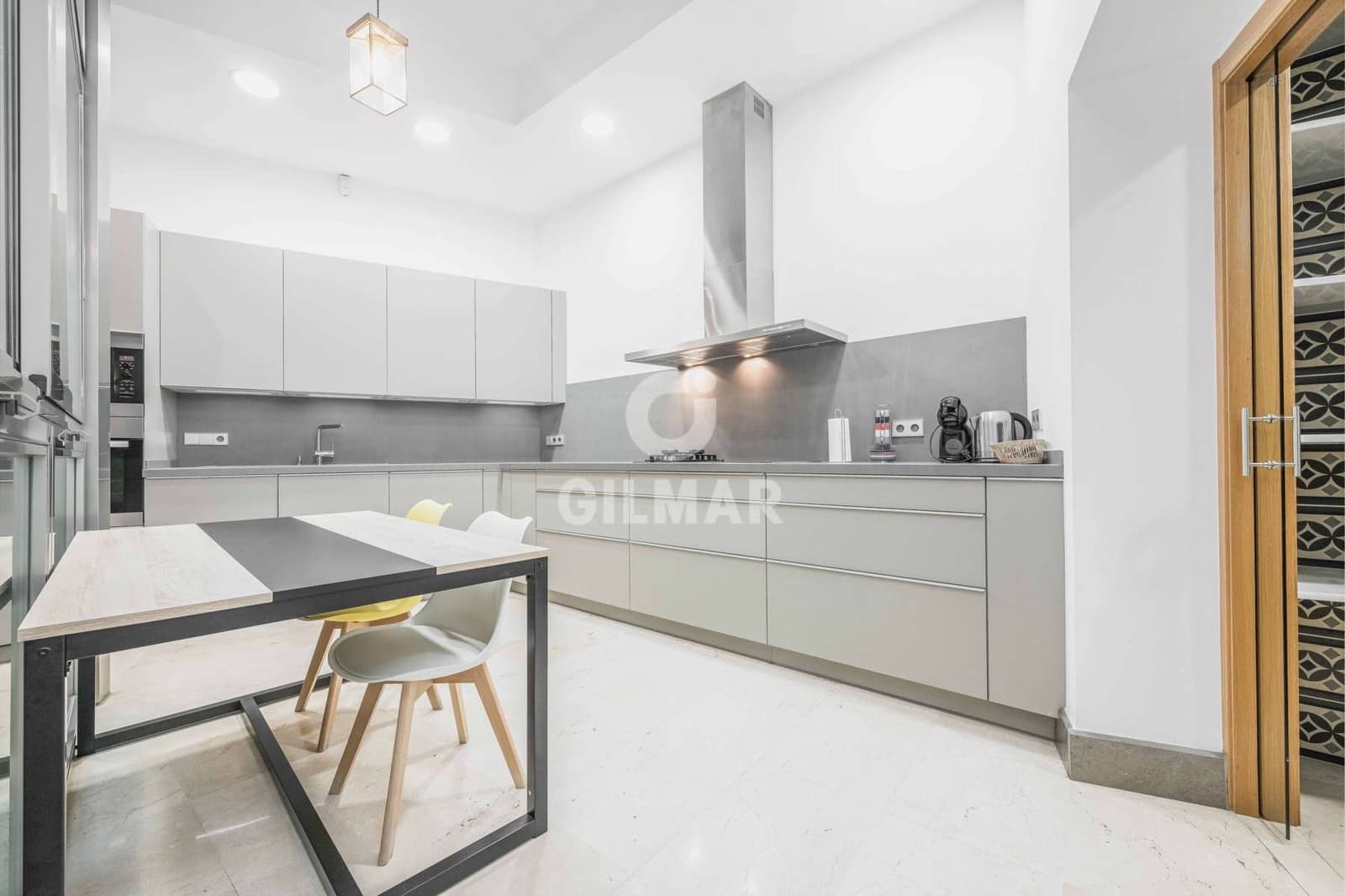 6 quarto Moradia para venda em Sevilha cidade com piscina garagem - 2 950 000 € (Ref: 9646429)