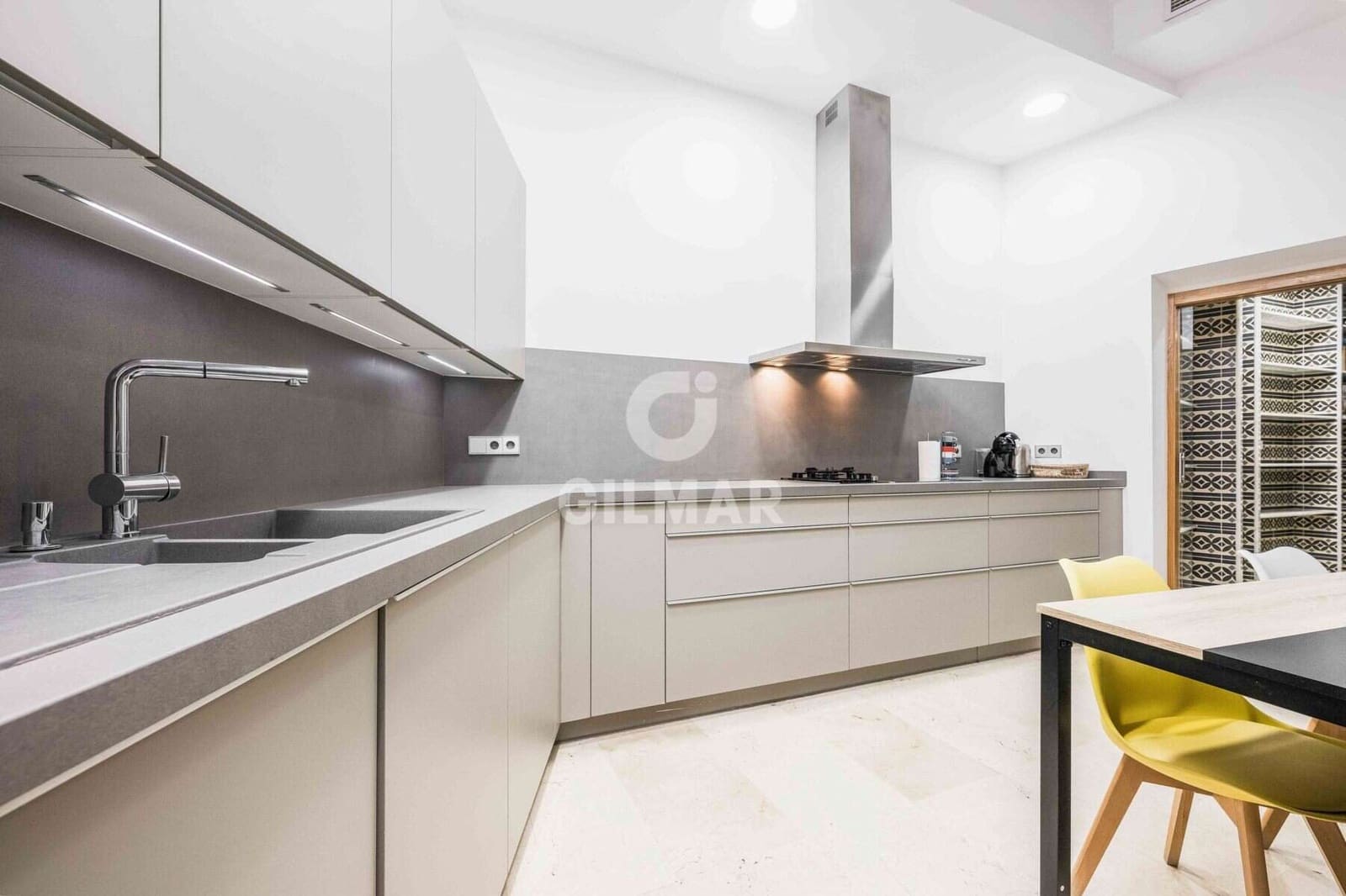 6 quarto Moradia para venda em Sevilha cidade com piscina garagem - 2 950 000 € (Ref: 9646429)