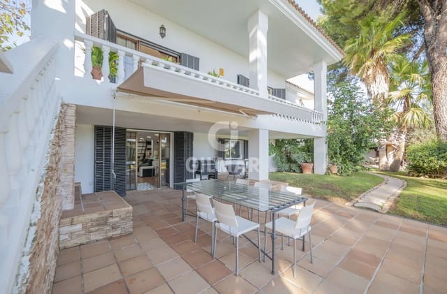 5 soveværelse Villa til salg i Alcalá de Guadaira med swimmingpool - € 790.000 (Ref: 9646430)