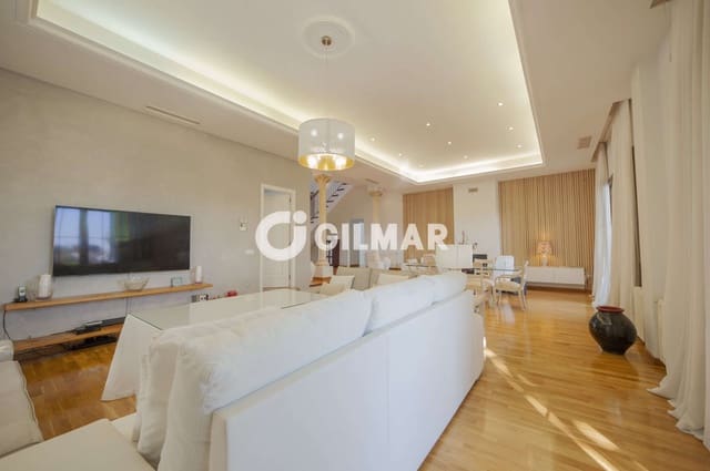 5 soverom Villa til salgs i Alcalá de Guadaira med svømmebasseng - € 790 000 (Ref: 9646430)