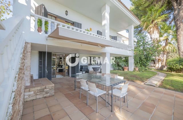 5 soverom Villa til salgs i Alcalá de Guadaira med svømmebasseng - € 790 000 (Ref: 9646430)