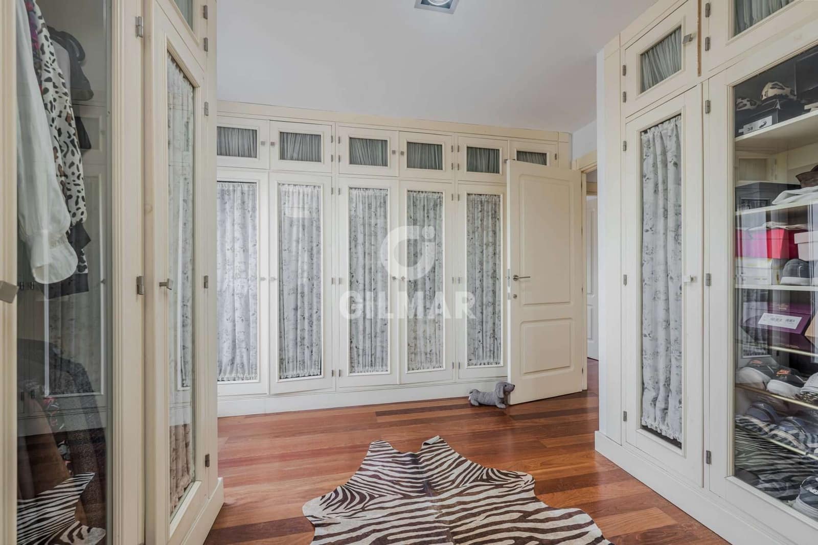 7 sovrum Villa till salu i Bormujos med pool garage - 1 390 000 € (Ref: 9646431)