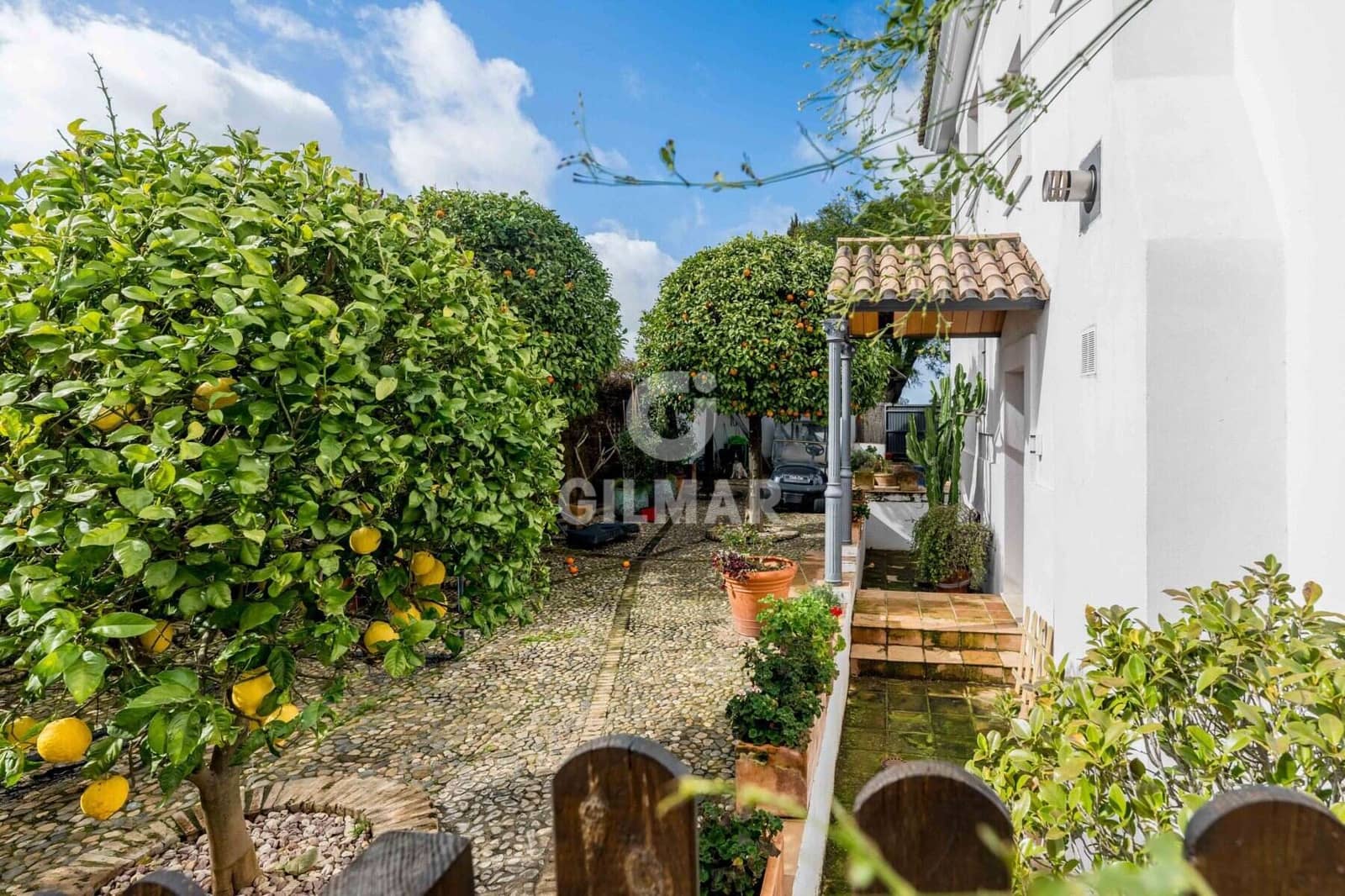 7 sovrum Villa till salu i Bormujos med pool garage - 1 390 000 € (Ref: 9646431)