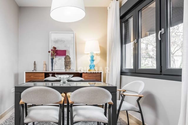 4 sovrum Takvåning till salu i Nervión, Sevilla stad - 560 000 € (Ref: 9646432)