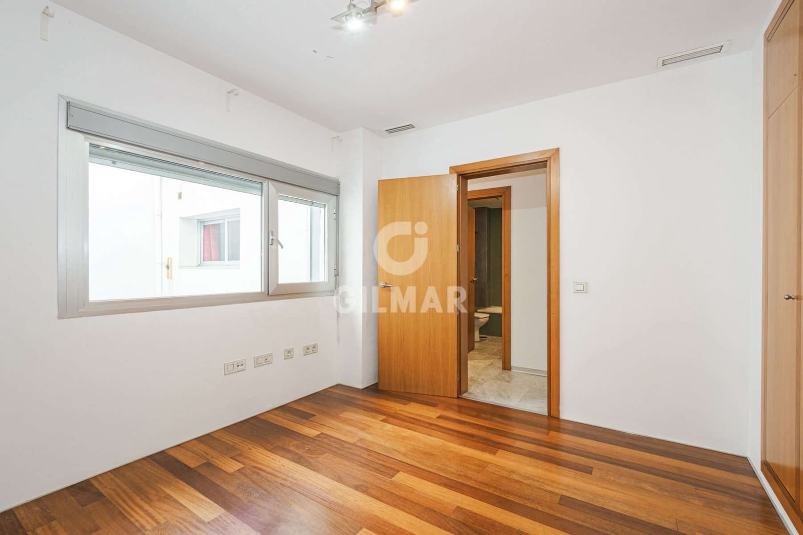 2 quarto Penthouse para venda em Sevilha cidade com garagem - 675 000 € (Ref: 9646433)