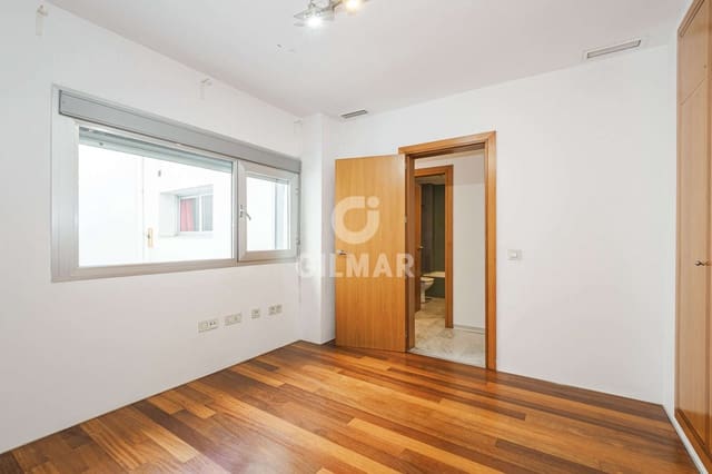 2 sypialnia Penthouse na sprzedaż w Santa Catalina, Miasto Sewilla z garażem - 675 000 € (Ref: 9646433)