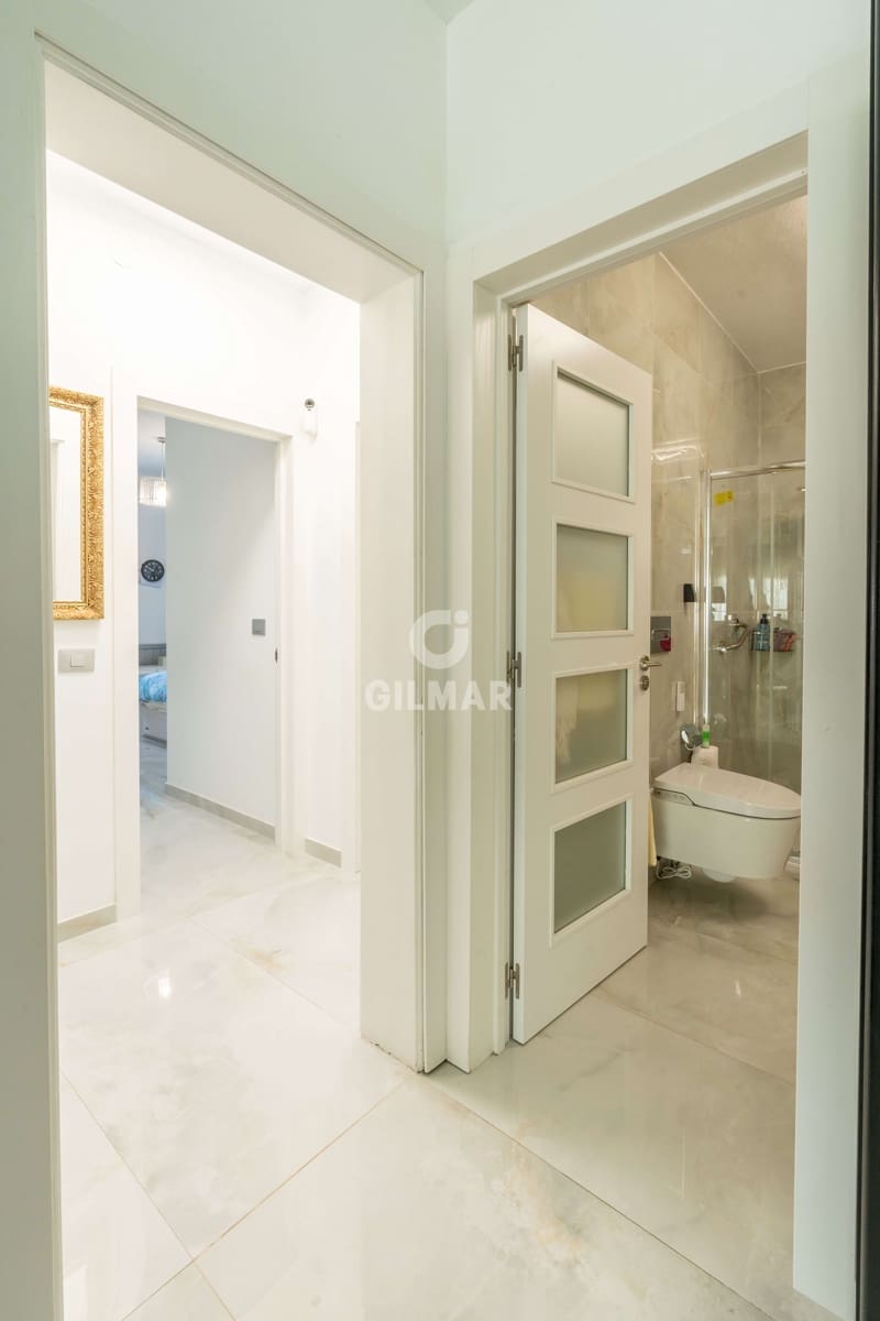 4 chambre Villa/Maison Semi-Mitoyenne à vendre à San Isidro de Abona avec piscine garage - 649 000 € (Ref: 9646434)