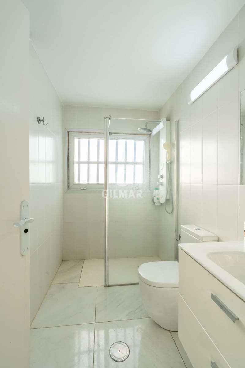 4 chambre Villa/Maison Semi-Mitoyenne à vendre à San Isidro de Abona avec piscine garage - 649 000 € (Ref: 9646434)