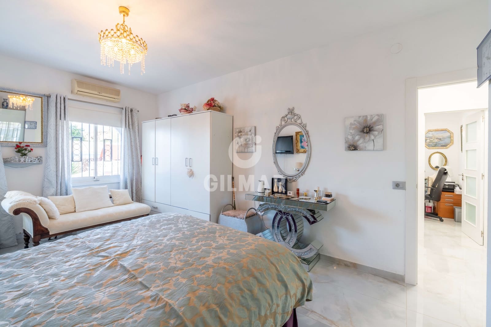 4 chambre Villa/Maison Semi-Mitoyenne à vendre à San Isidro de Abona avec piscine garage - 649 000 € (Ref: 9646434)