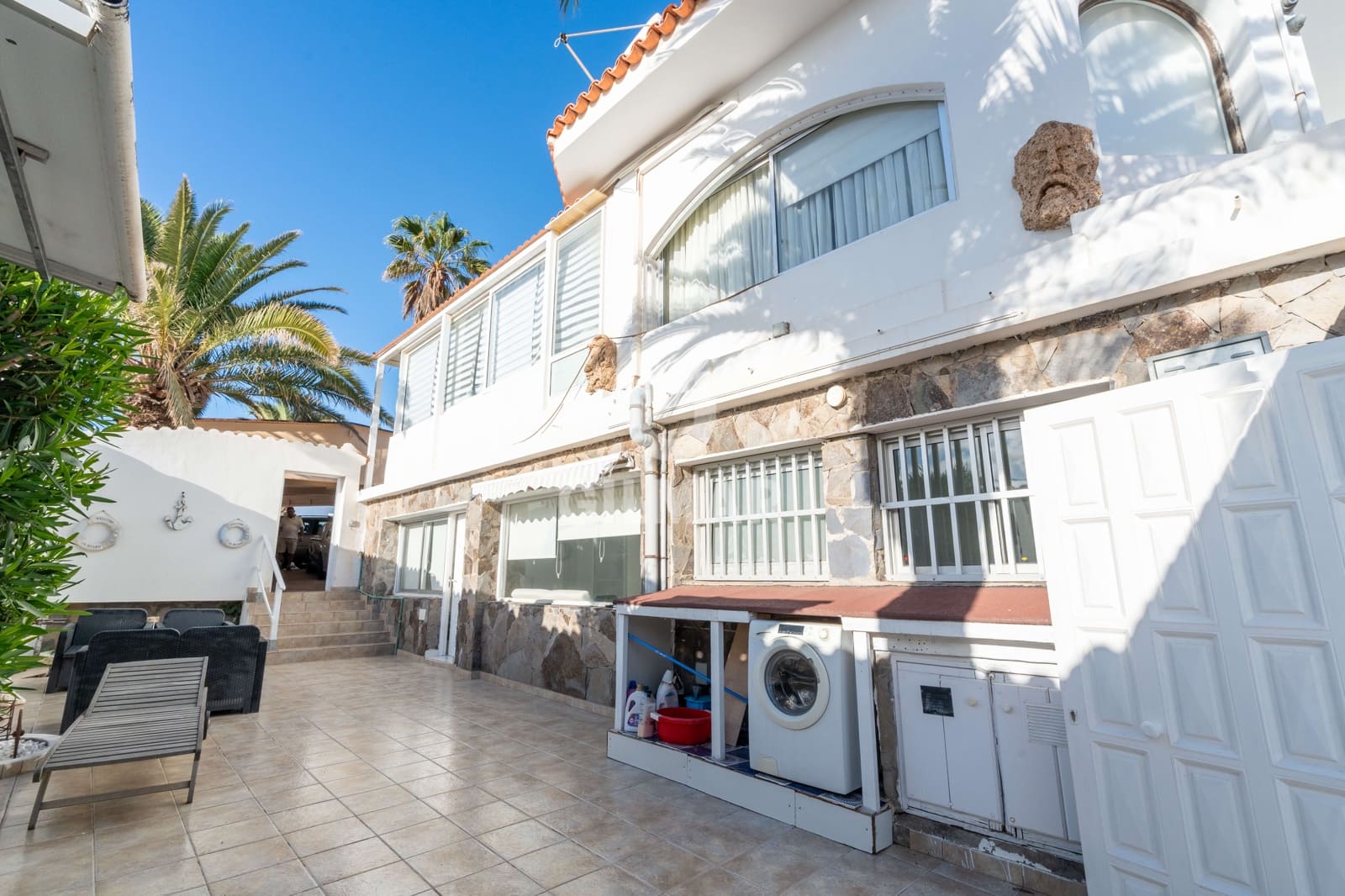 4 chambre Villa/Maison Semi-Mitoyenne à vendre à San Isidro de Abona avec piscine garage - 649 000 € (Ref: 9646434)