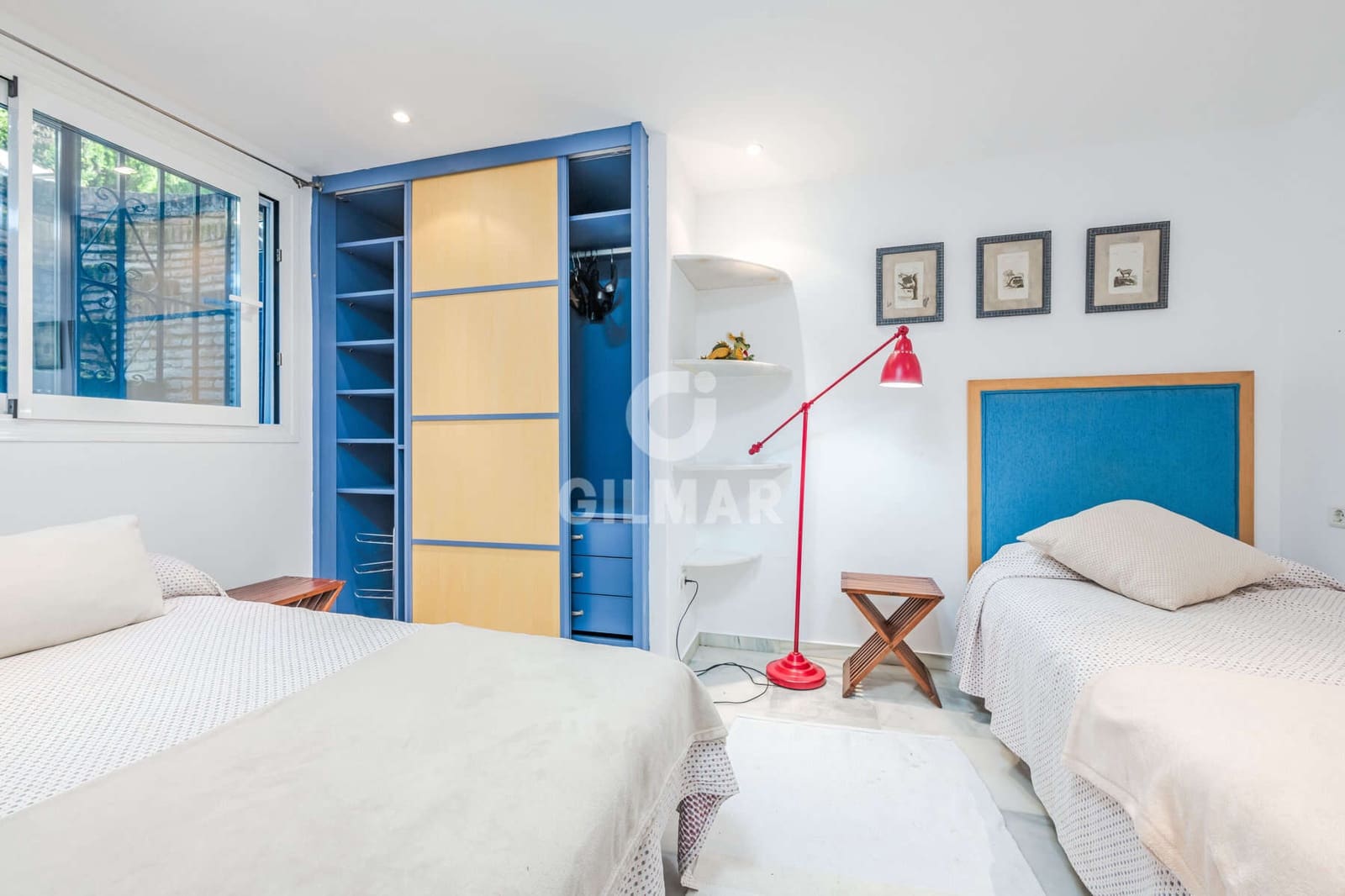 5 bedroom Semi-detached Villa for sale in Gelves with pool - € 550,000 (Ref: 9646435)