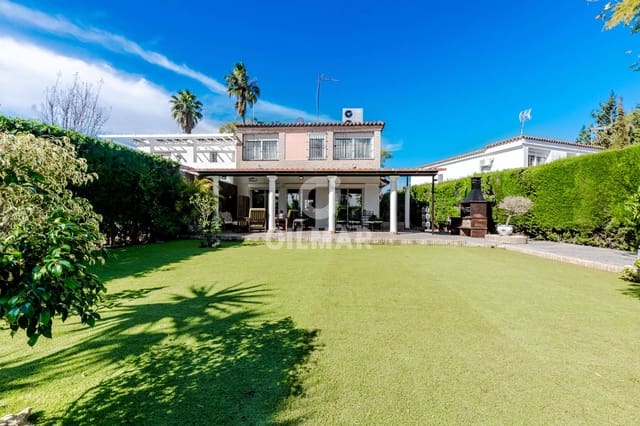 5 camera da letto Villetta Bifamiliare in vendita in Gelves con piscina - 550.000 € (Rif: 9646435)