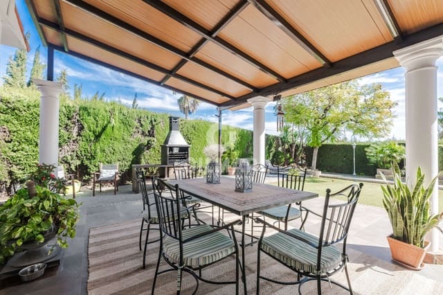 5 camera da letto Villetta Bifamiliare in vendita in Gelves con piscina - 550.000 € (Rif: 9646435)