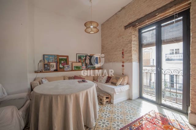 4 soveværelse Semi-Rækkehus til salg i Feria, Sevilla by - € 789.000 (Ref: 9646436)