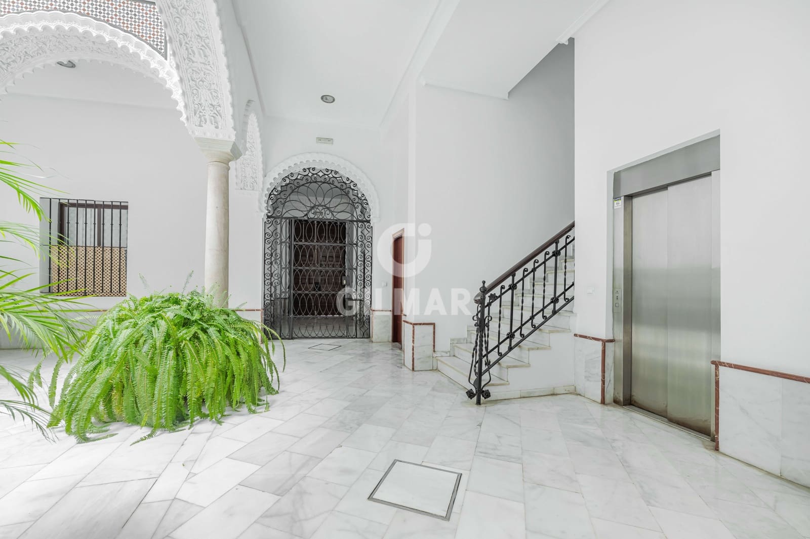 2 makuuhuone Kattohuoneisto myytävänä paikassa Sevilla kaupunki - 720 000 € (Ref: 9646438)