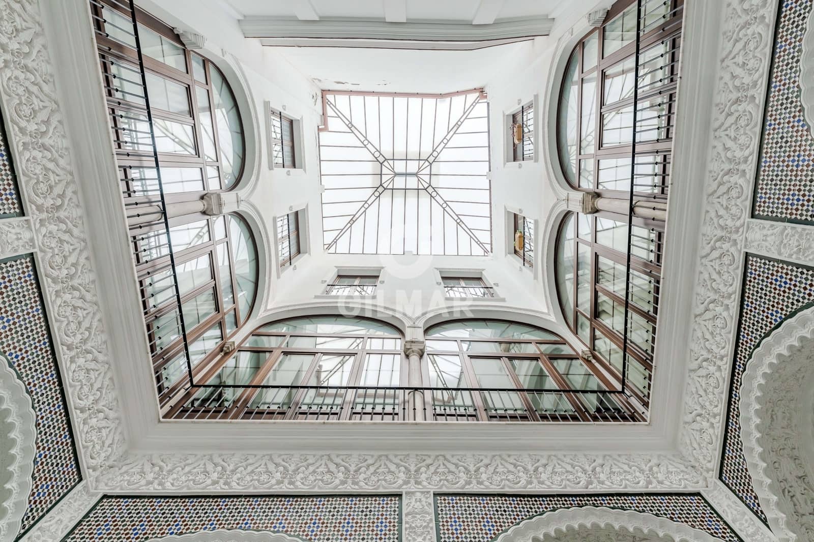 2 makuuhuone Kattohuoneisto myytävänä paikassa Sevilla kaupunki - 720 000 € (Ref: 9646438)