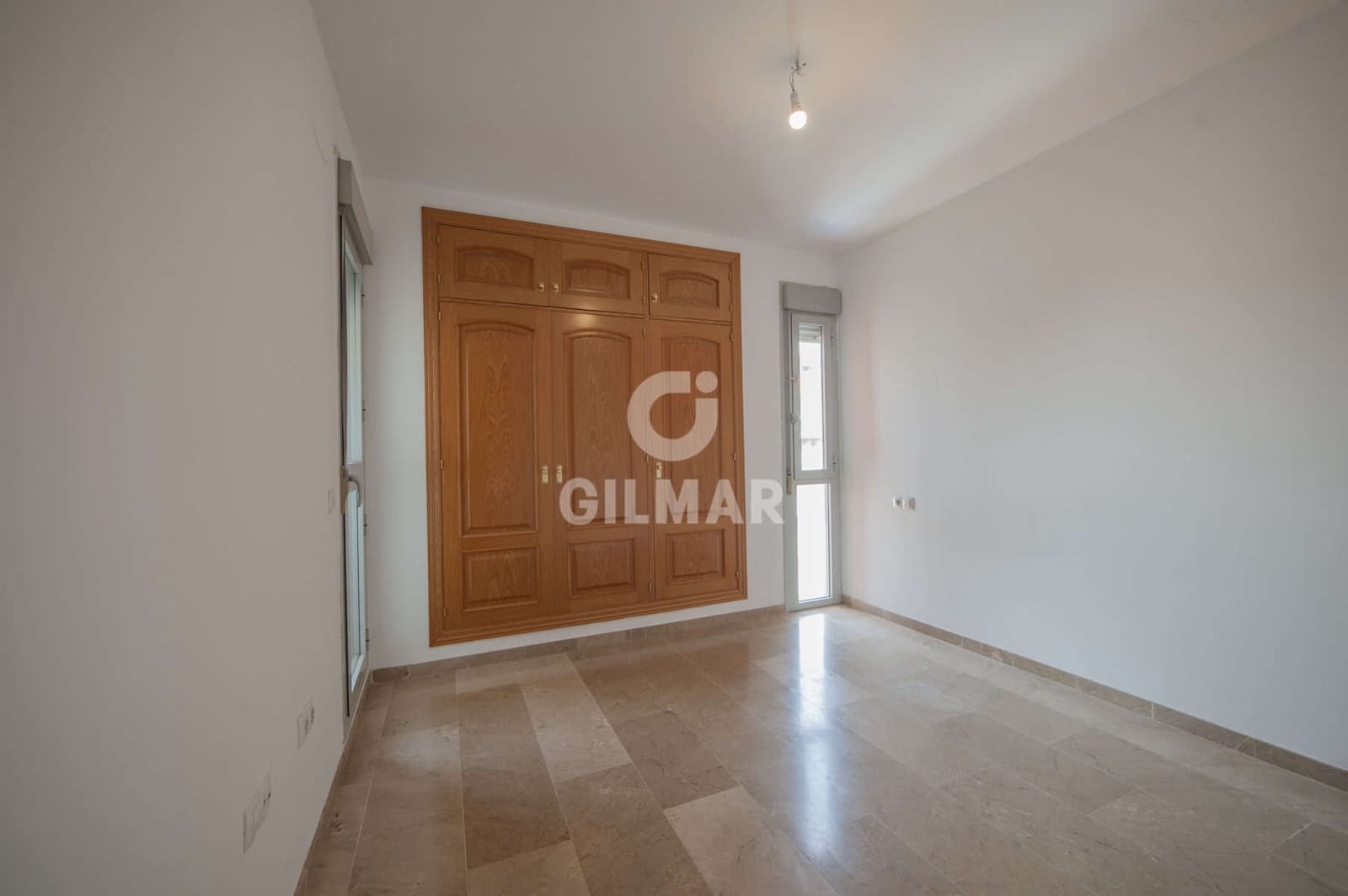 3 bedroom Flat for sale in Seville city with pool garage - € 328,000 (Ref: 9646439)