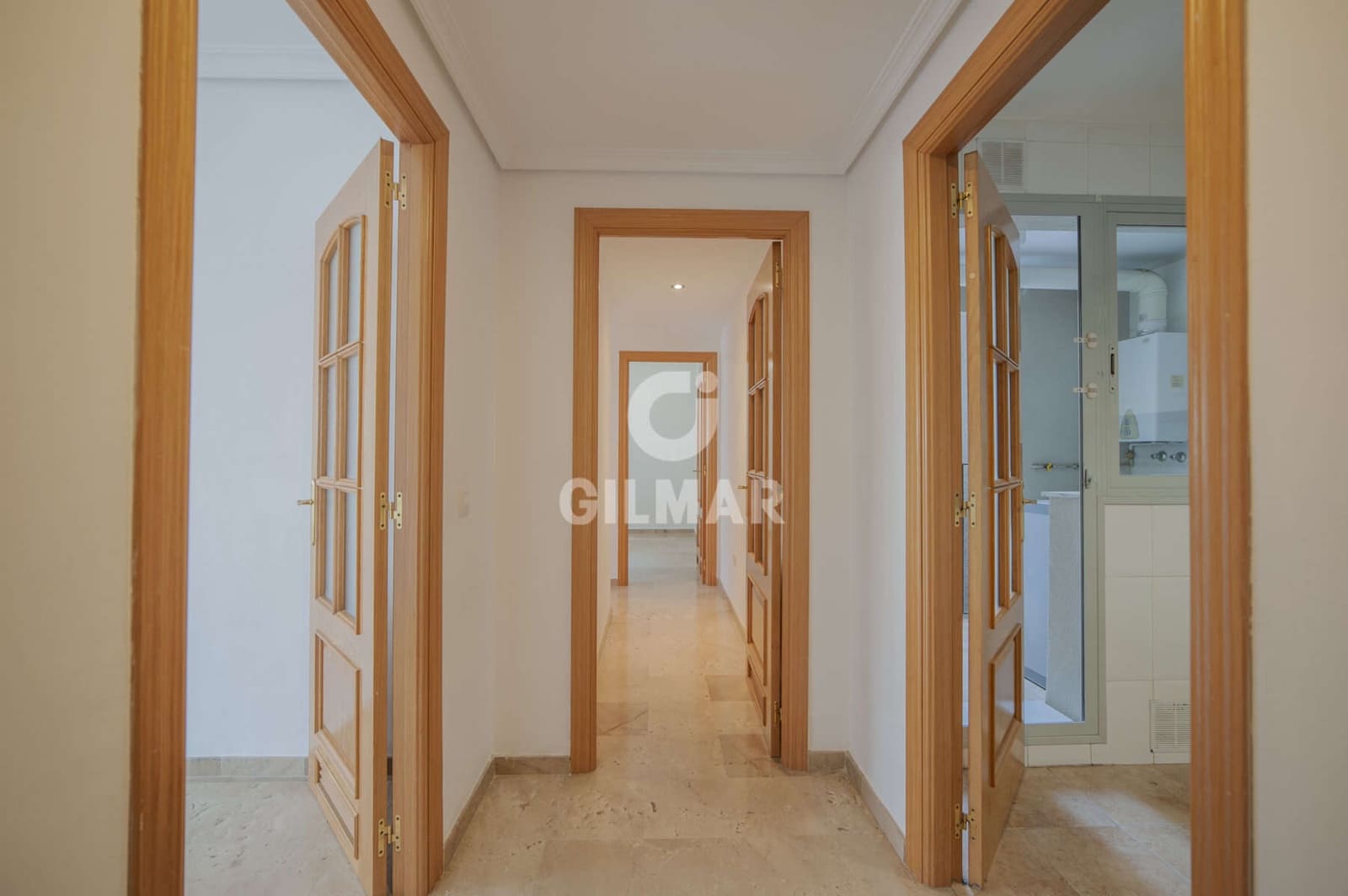 3 bedroom Flat for sale in Seville city with pool garage - € 328,000 (Ref: 9646439)