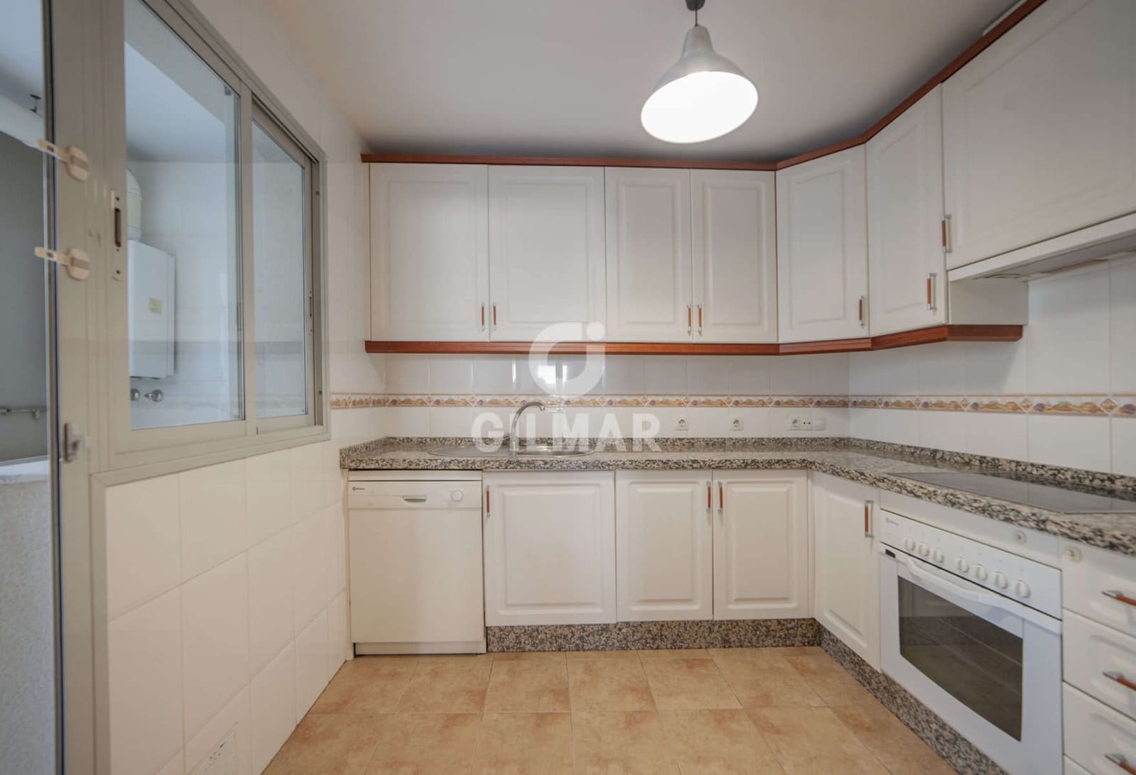 3 bedroom Flat for sale in Seville city with pool garage - € 328,000 (Ref: 9646439)