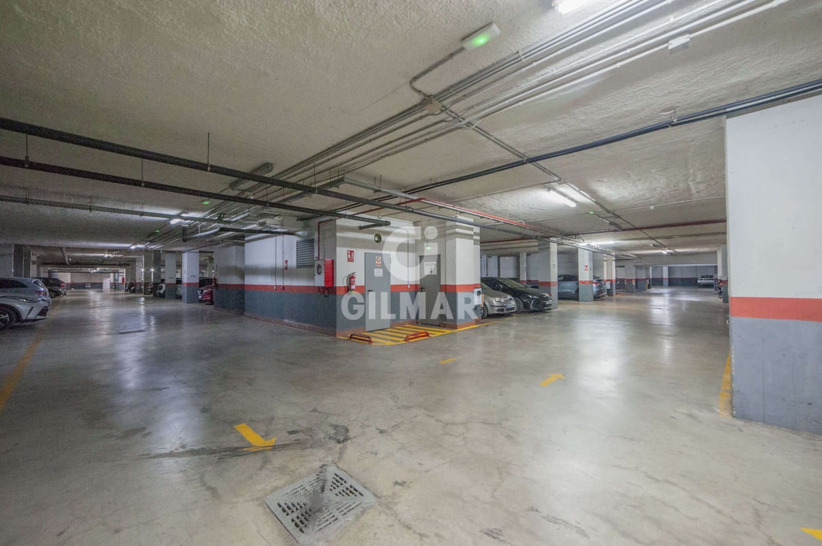 3 bedroom Flat for sale in Seville city with pool garage - € 328,000 (Ref: 9646439)