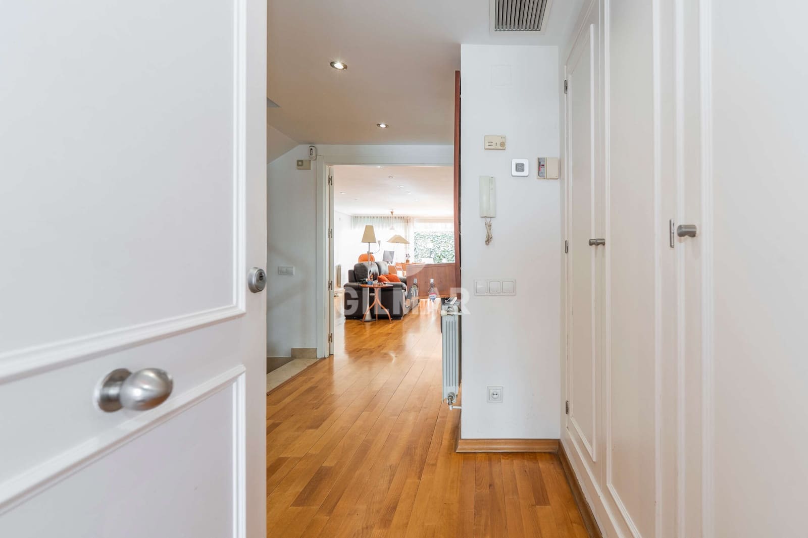 6 sovrum Radhus till salu i Madrid stad med pool garage - 1 435 000 € (Ref: 9650707)