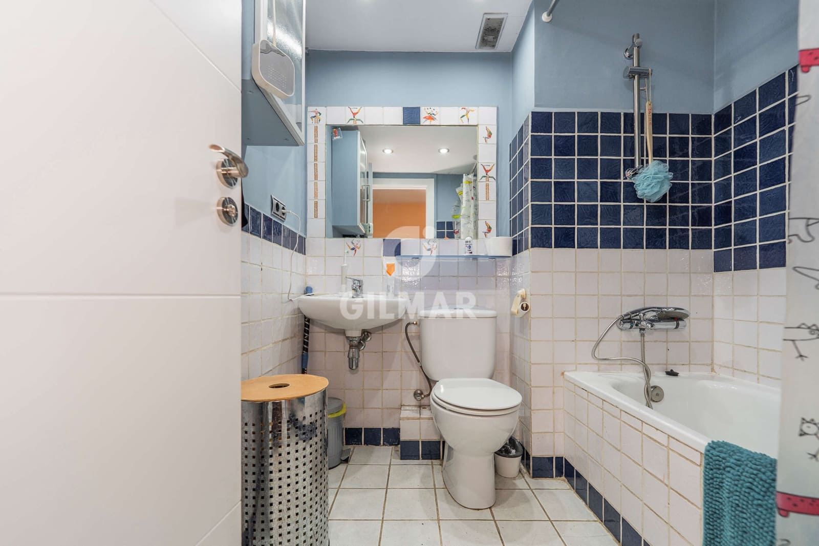 6 sovrum Radhus till salu i Madrid stad med pool garage - 1 435 000 € (Ref: 9650707)