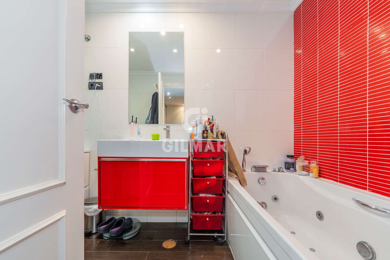 6 sovrum Radhus till salu i Madrid stad med pool garage - 1 435 000 € (Ref: 9650707)