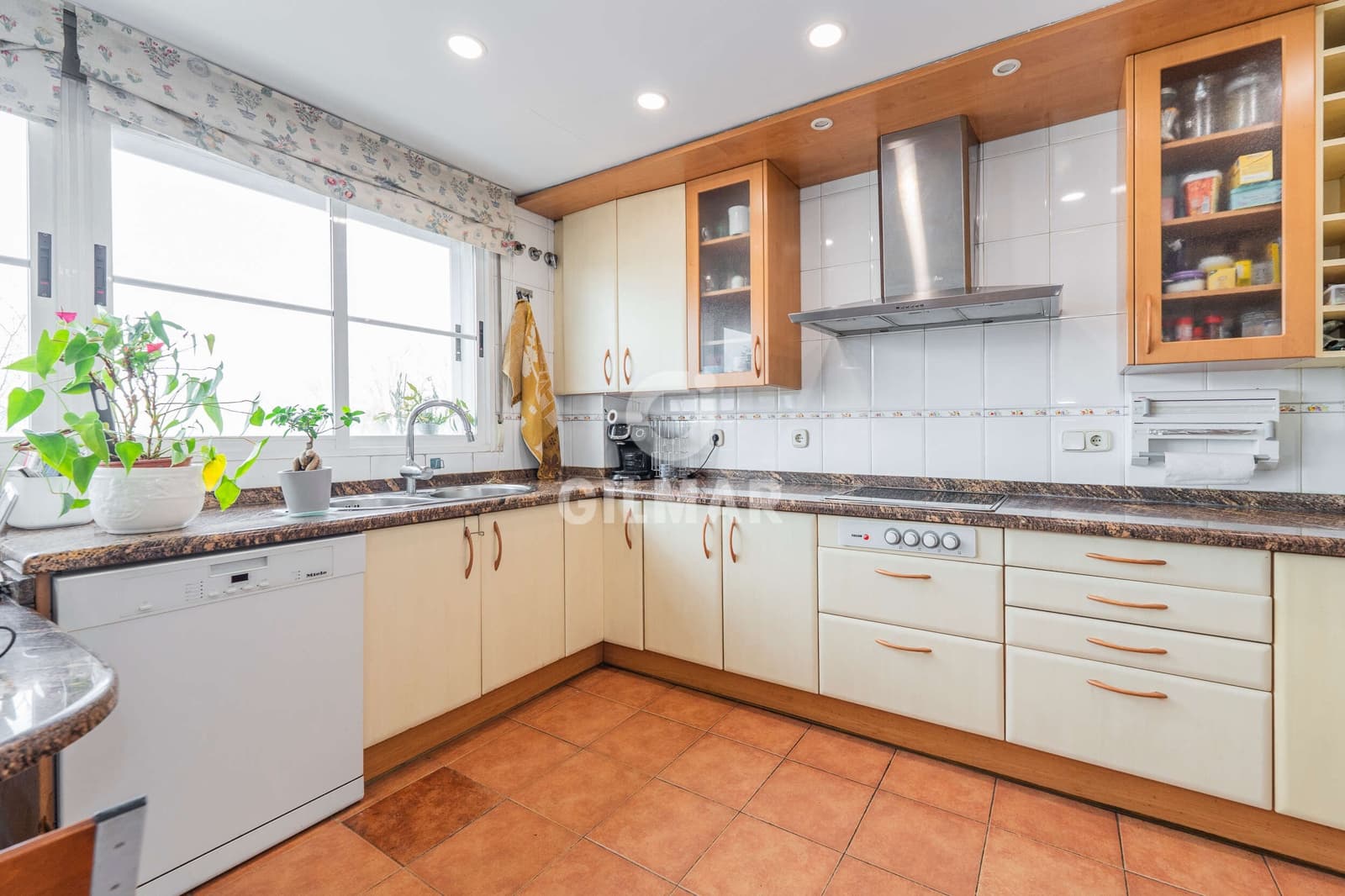 6 sovrum Radhus till salu i Madrid stad med pool garage - 1 435 000 € (Ref: 9650707)