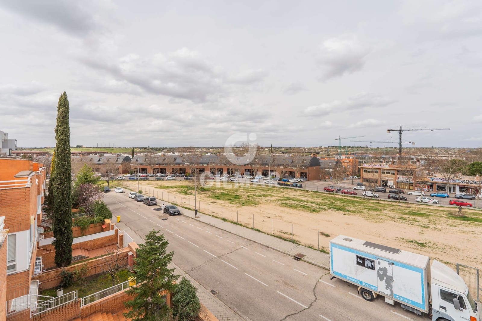 6 sovrum Radhus till salu i Madrid stad med pool garage - 1 435 000 € (Ref: 9650707)