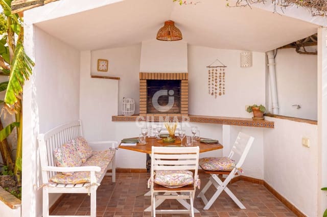 4 chambre Villa/Maison Semi-Mitoyenne à vendre à Sierra de Estepona - Avda. de Andalucía, Estepona avec garage - 768 000 € (Ref: 9652414)