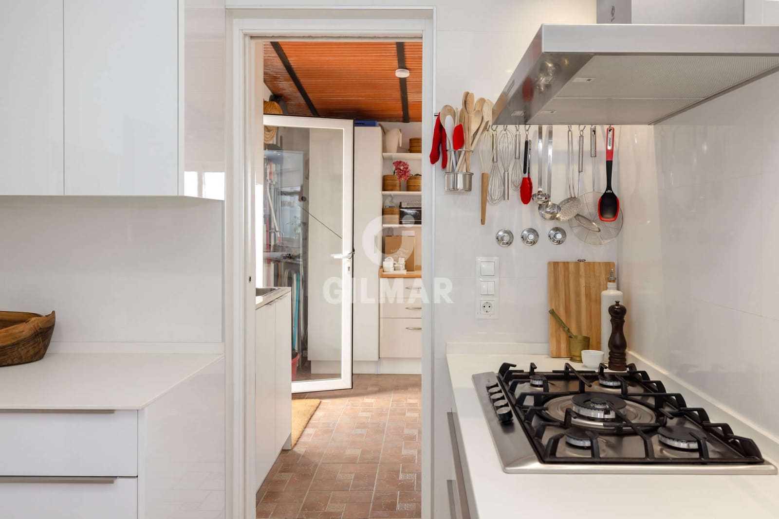 4 chambre Villa/Maison Semi-Mitoyenne à vendre à Estepona avec garage - 768 000 € (Ref: 9652414)