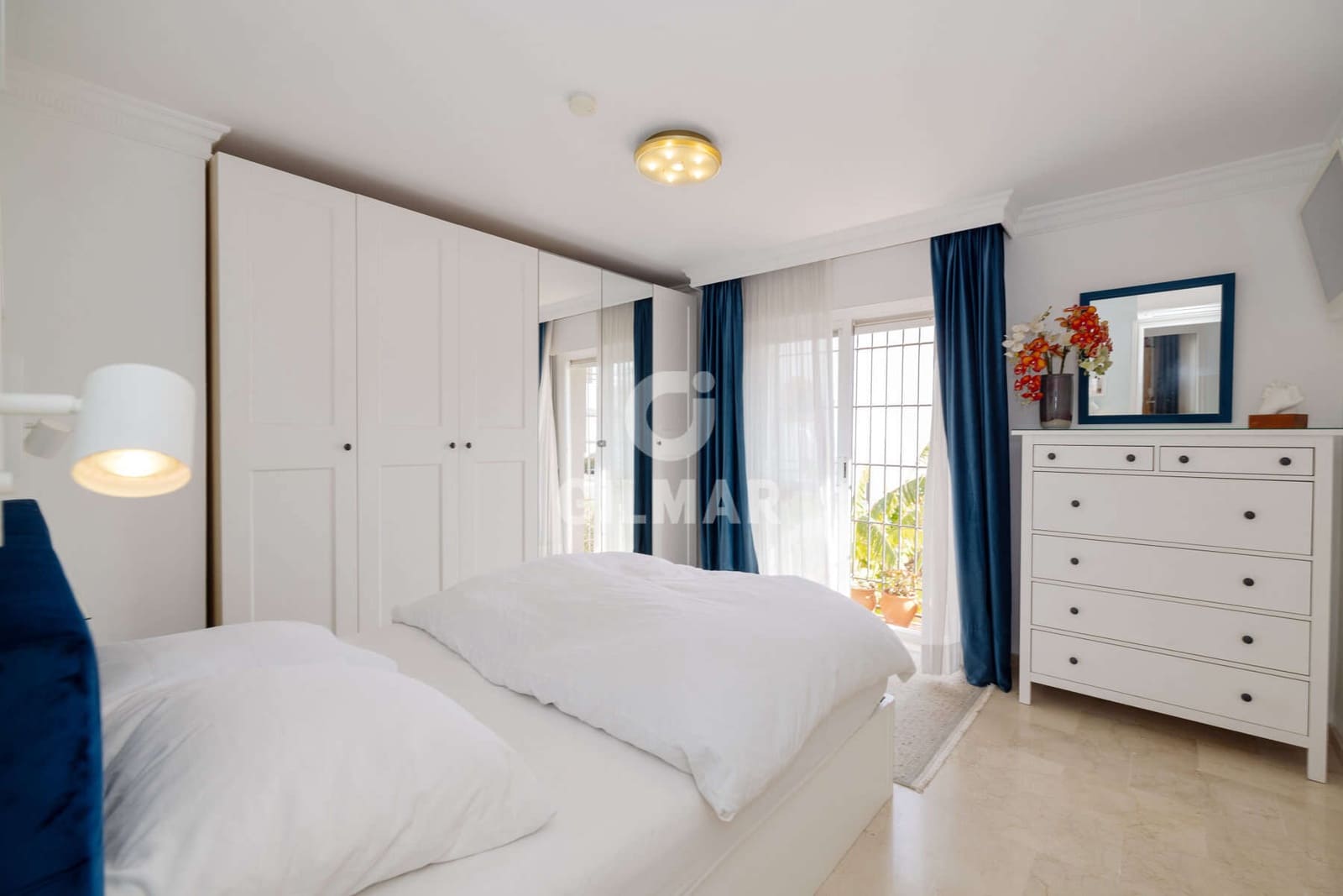 4 chambre Villa/Maison Semi-Mitoyenne à vendre à Estepona avec garage - 768 000 € (Ref: 9652414)