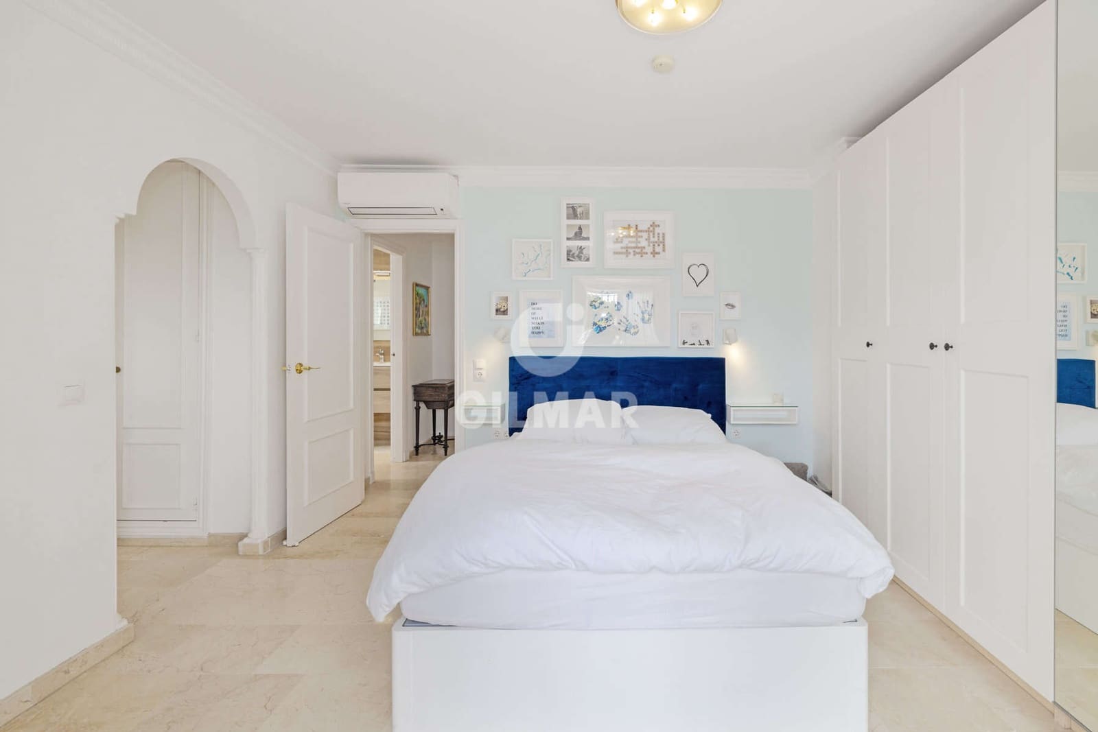 4 chambre Villa/Maison Semi-Mitoyenne à vendre à Estepona avec garage - 768 000 € (Ref: 9652414)