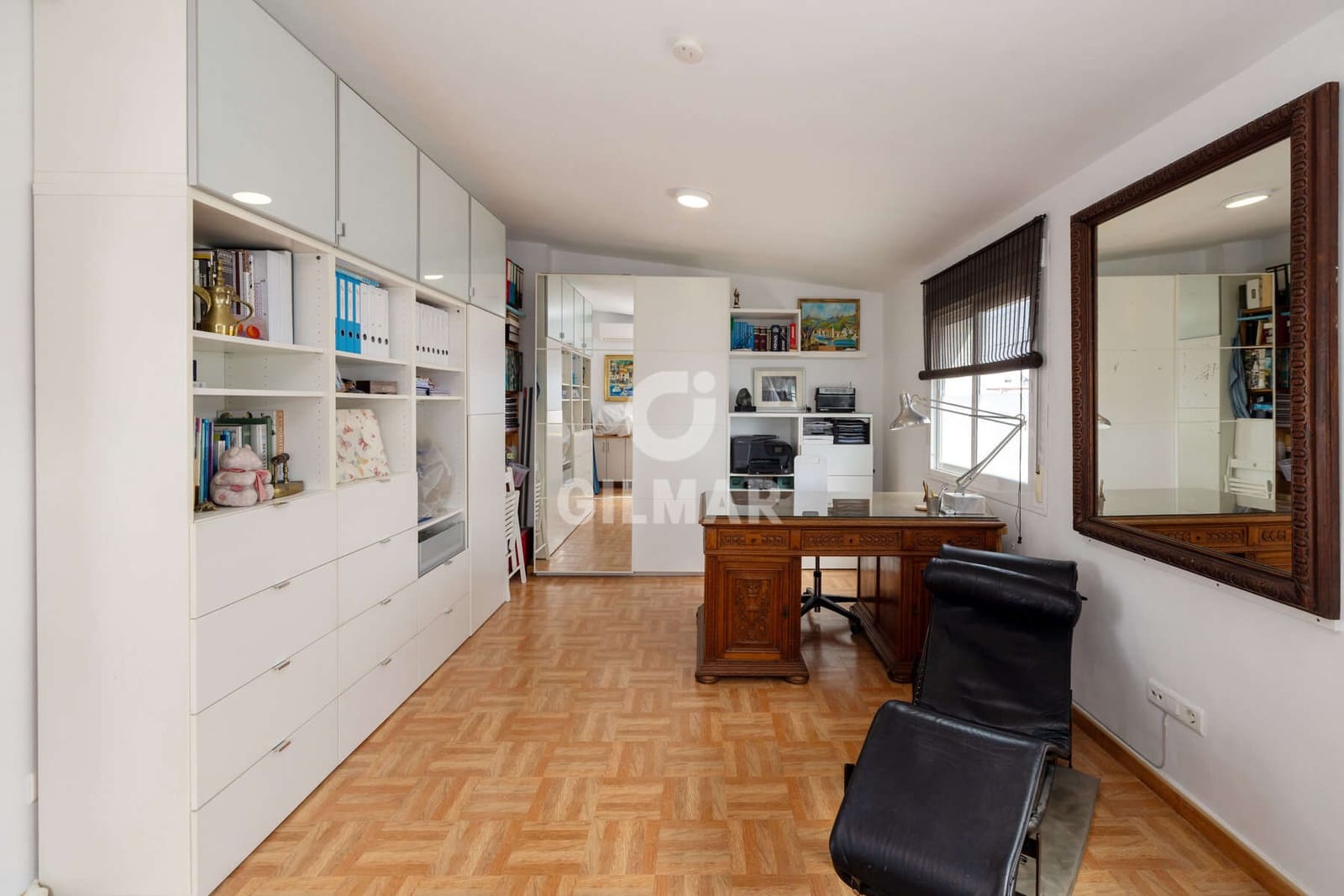 4 chambre Villa/Maison Semi-Mitoyenne à vendre à Estepona avec garage - 768 000 € (Ref: 9652414)